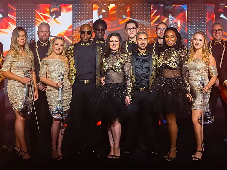 The Ultimate Christmas Party Headliners