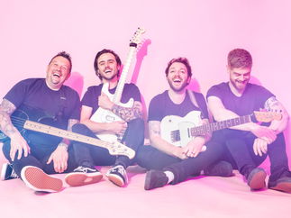 Promo Happy Hour Rock and Pop Party Band Kent